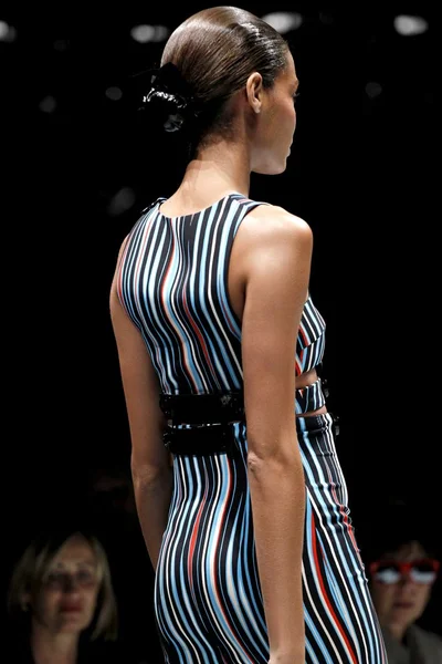 Look 33